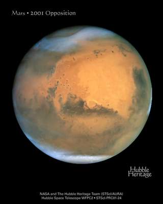 Mars widziany przez Teleskop Kosmiczny