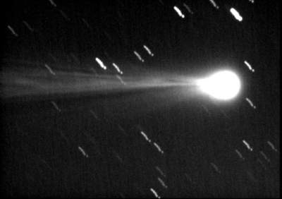 Kometa Ikeya-Zhang (19)