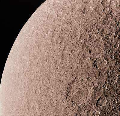 Rea - drugi co do wielkości księżyc Saturna