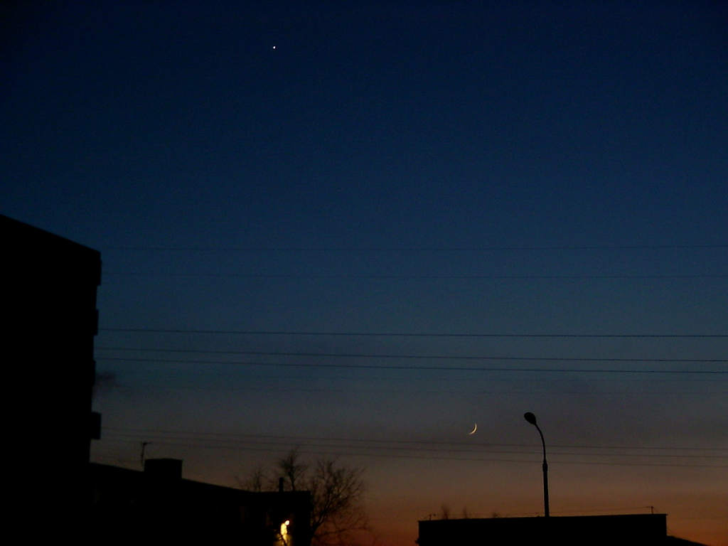 Księżyc i Wenus 23 stycznia 2004 (I)