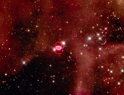 Pierścienie wokół SN 1987A w 1999 roku