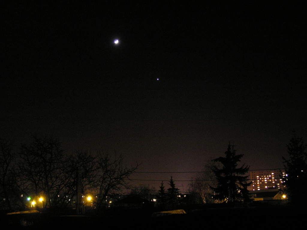 Księżyc i Wenus 24 stycznia 2004 (1)