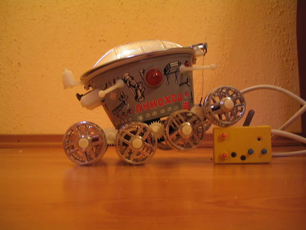 Zabawkowy Łunochod - zdjęcie nadesłane przez czytelnika