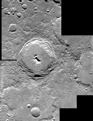 Krater Pitagoras z pokładu statku SMART-1