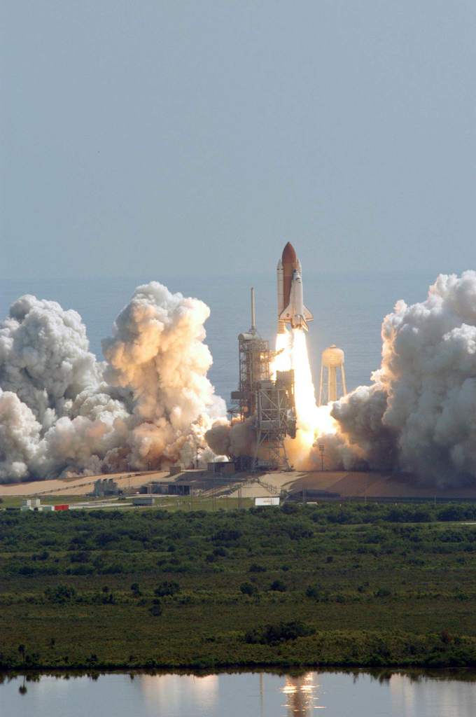 Start STS-114 (III)