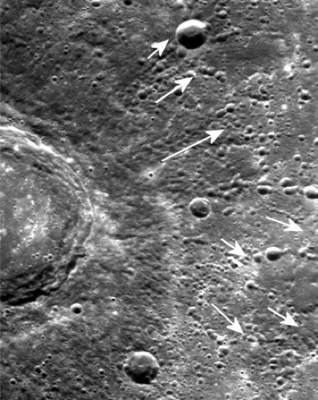 Kratery wtórne na Marsie