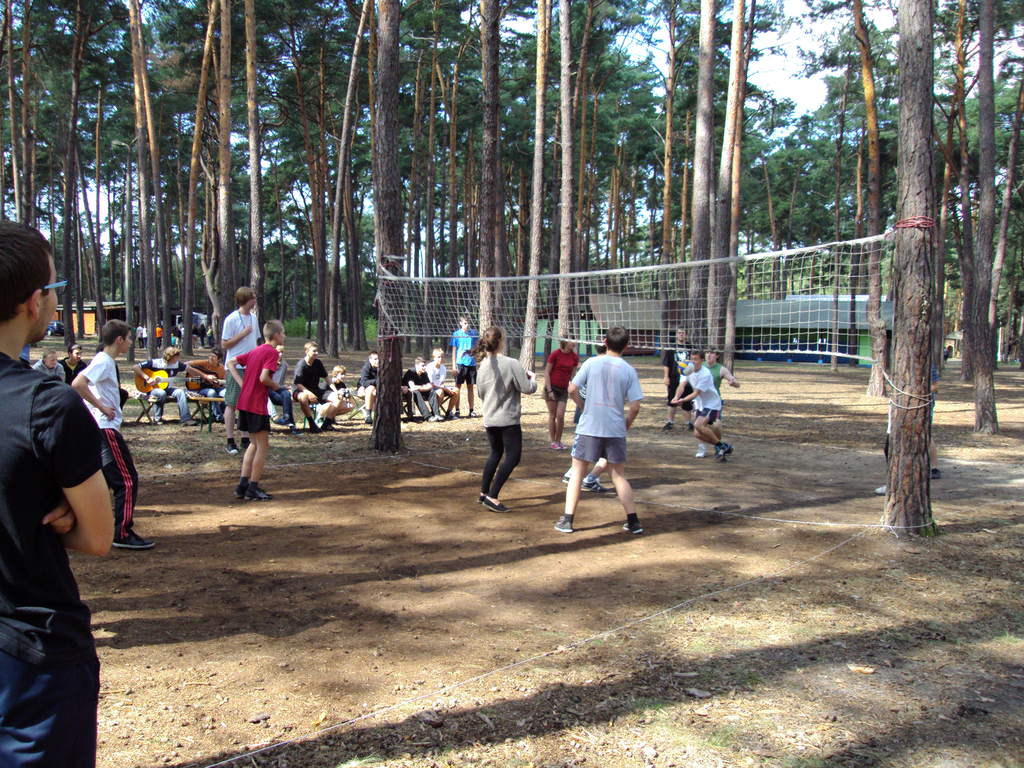 Obóz dla nowego naboru (2012) - gra w siatkówkę