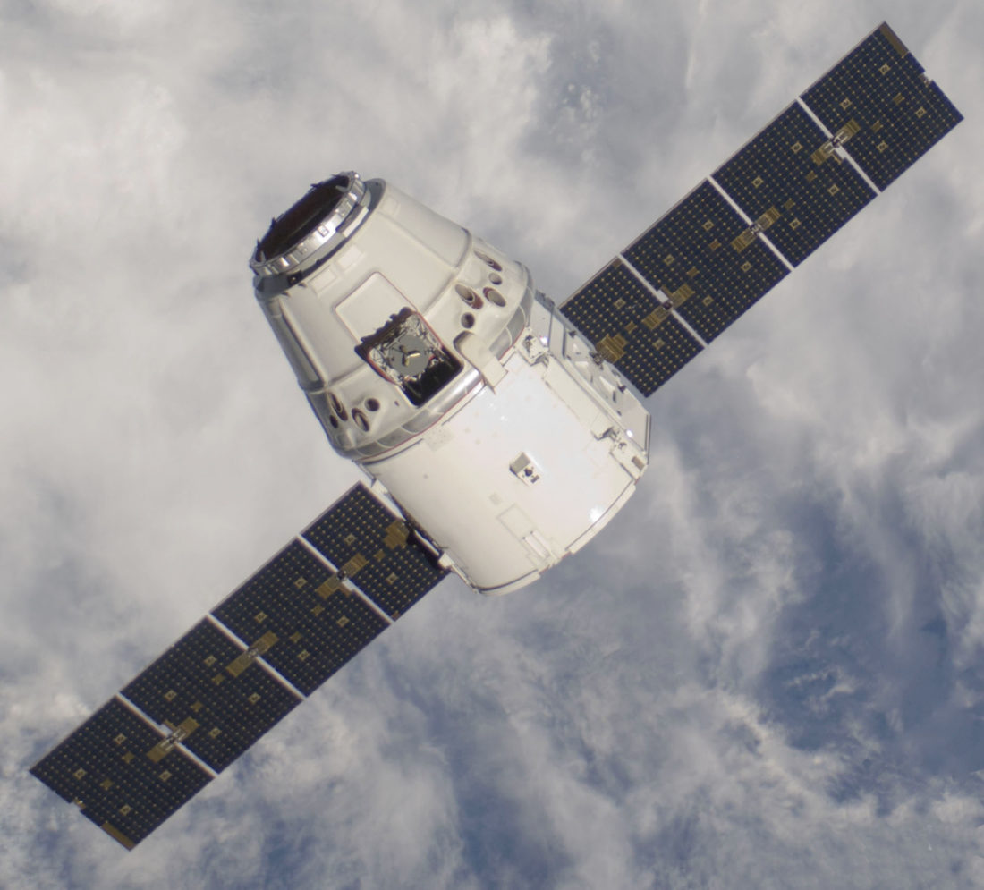 Komercyjny statek SpaceX Dragon