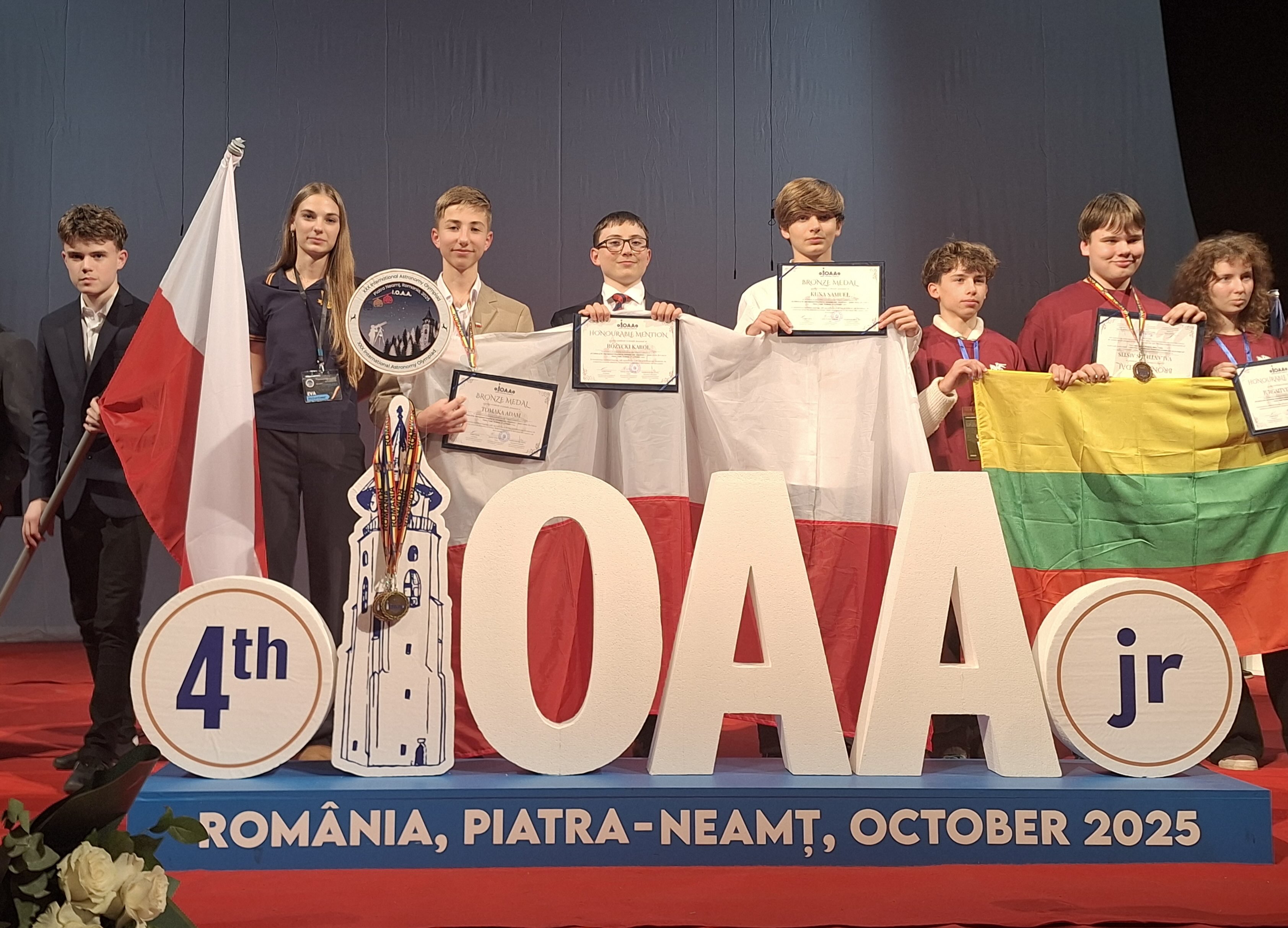 Medale dla Polski na IV Międzynarodowej Olimpiadzie z Astronomii i Astrofizyki Juniorów