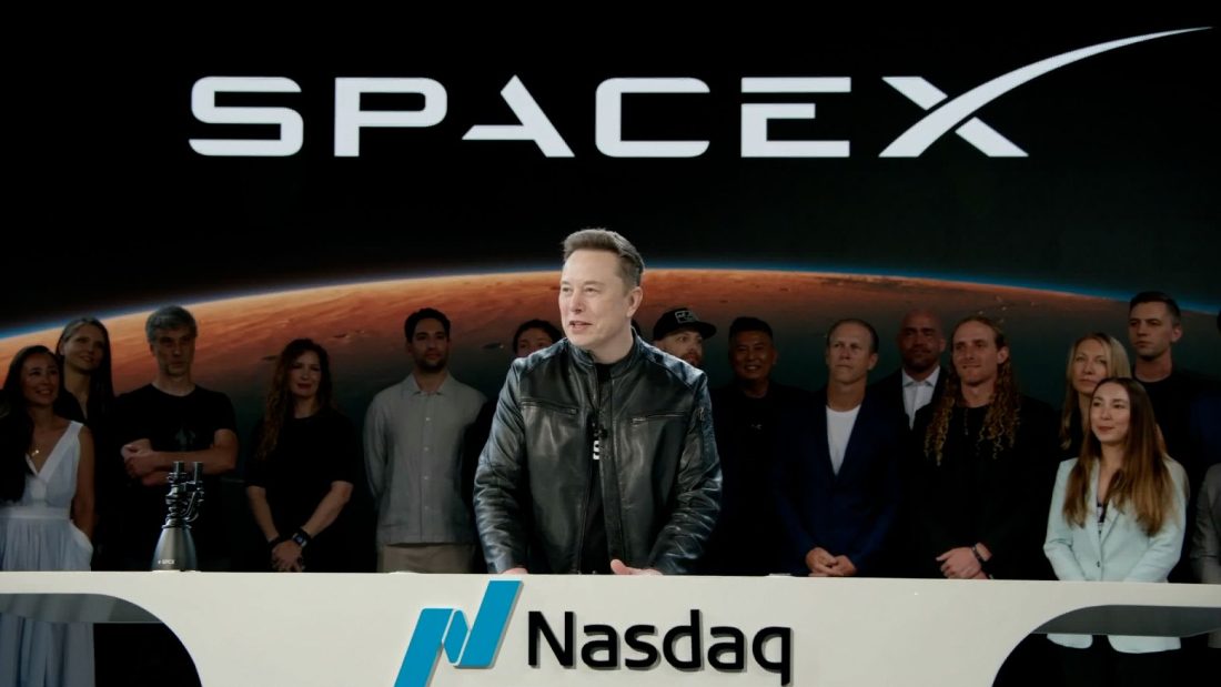 Elon Musk podczas IPO SpaceX