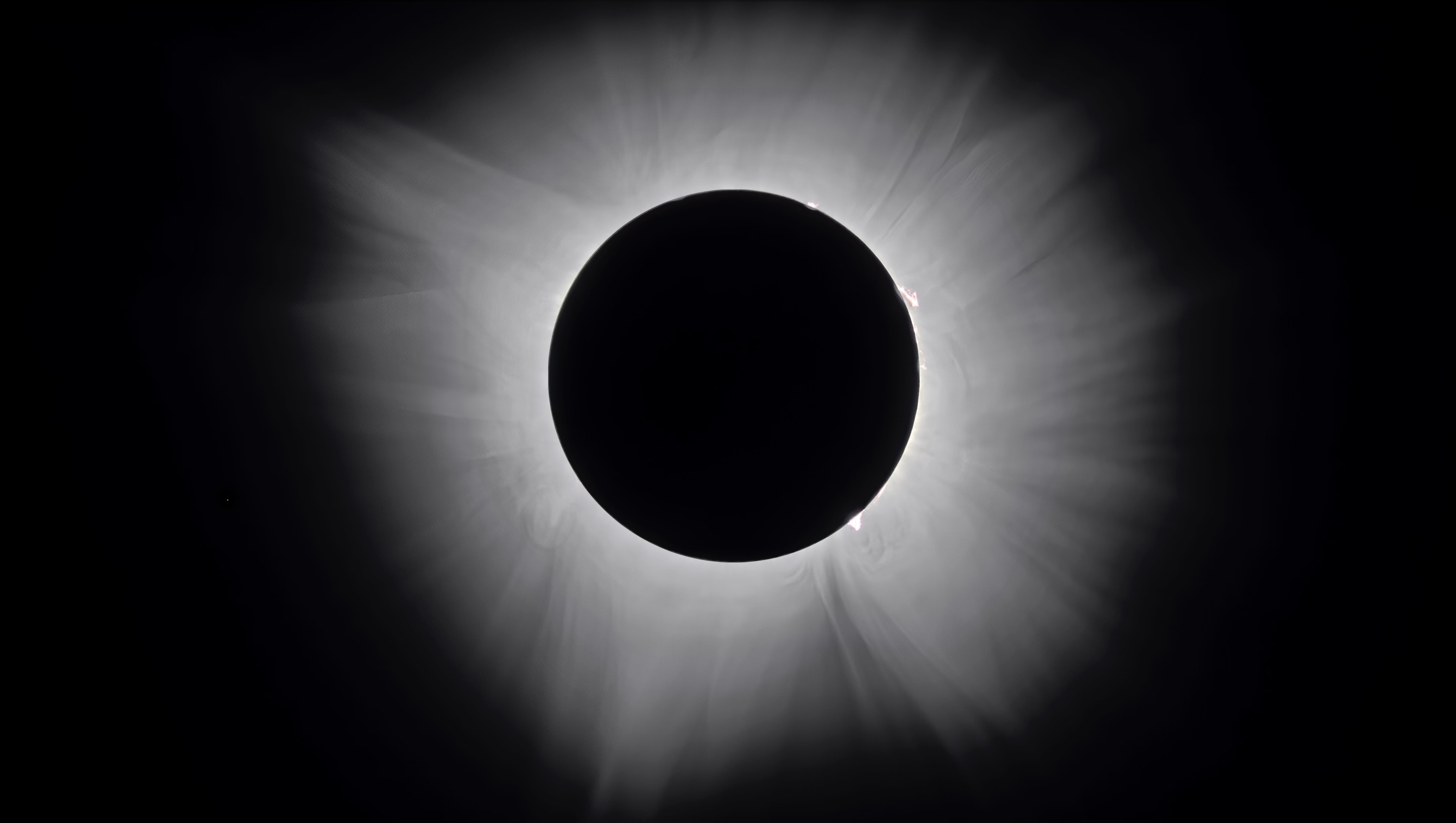 Jak wykonać fotografię zaćmienia Słońca?