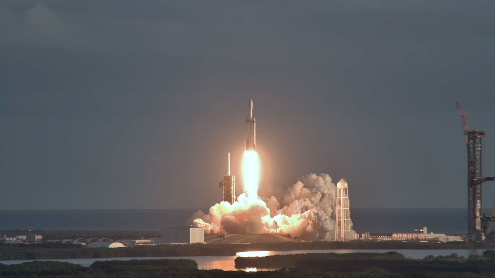 roman-launch-2