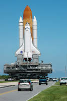 Atlantis zawraca na stanowisko startowe - STS-115
