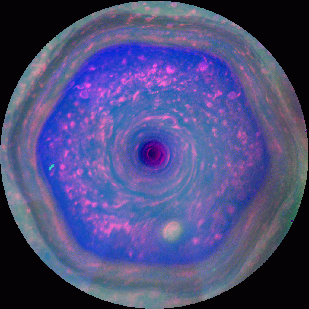 Sześciokąt na Saturnie w kolorowych filtrach